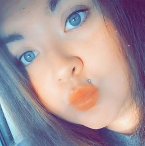 Meet your Posher, Joanna